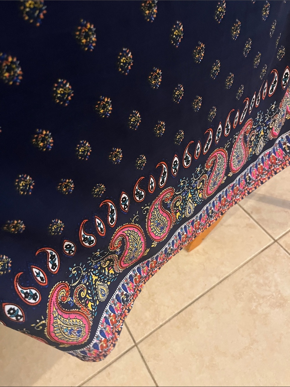 🎉 Navy Paisley V-Neck Maxi Dress with Smocked Waist. Very versatile! - Picture 4 of 5